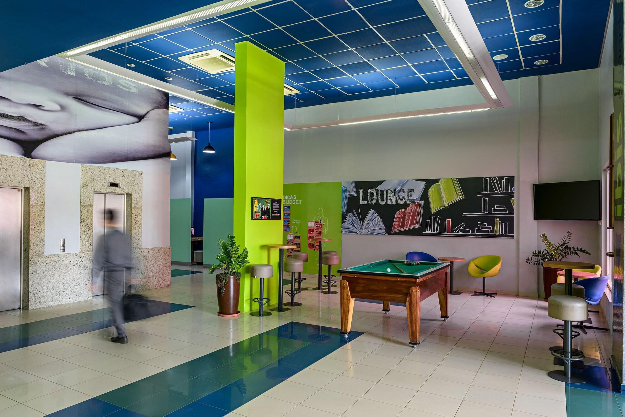 Ibis Budget Belem Esterno foto