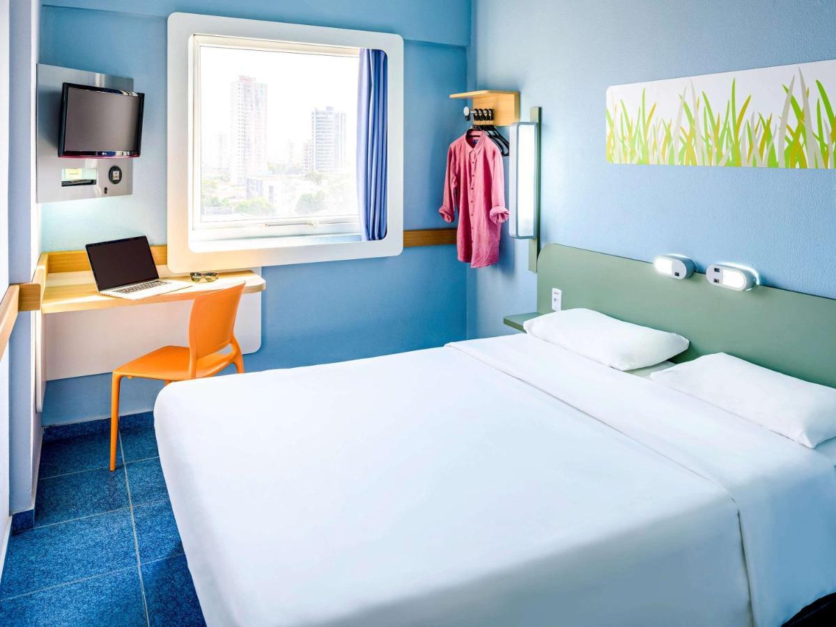 Ibis Budget Belem Esterno foto
